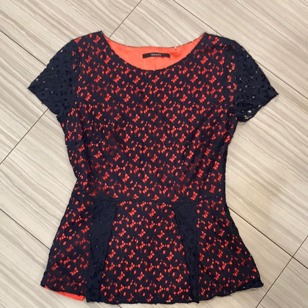 Tahari top